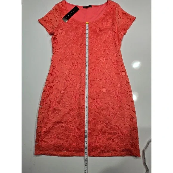 Tiana B Coral Floral Lace Dress Women's Medium Short Sleeve Lined - Picture 8 of 8